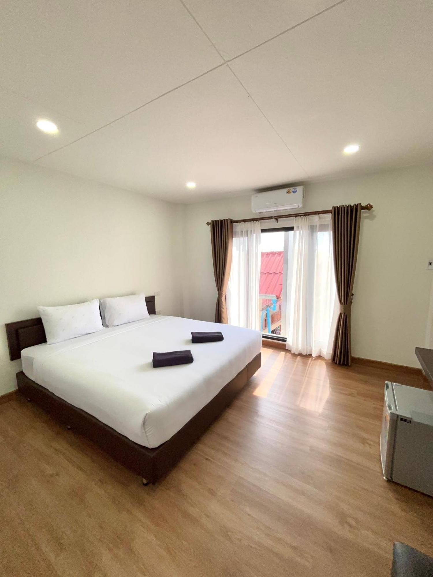 Bordin Hotel Ubon Ratchathani Exterior foto